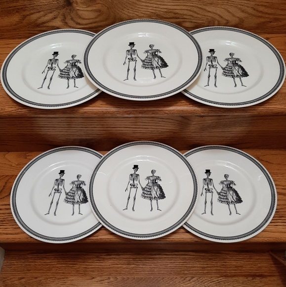 Victorian 11" Skeleton Couple plates set of 6 plates & 1 metal basket Halloween - Picture 15 of 16